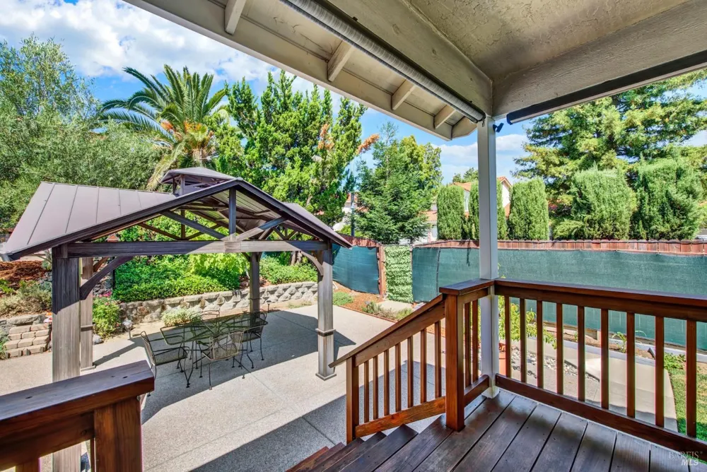 212 Wrentham Drive Vacaville, CA 95688