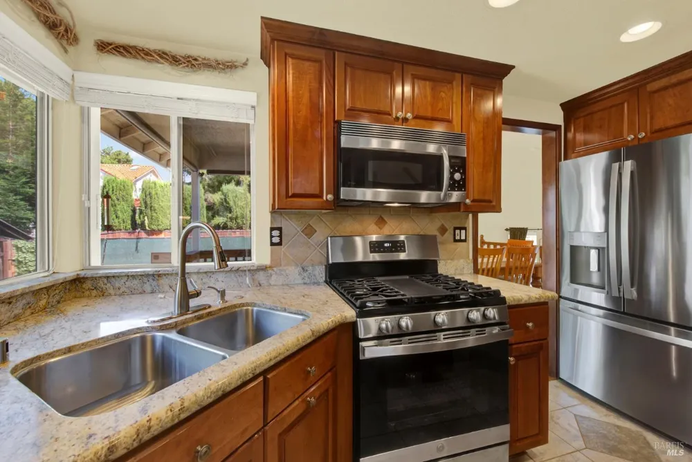 212 Wrentham Drive Vacaville, CA 95688