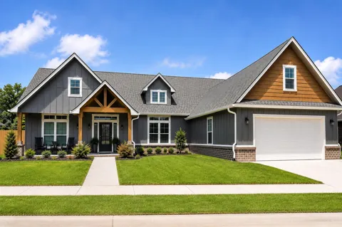 202 Creekside Lane
