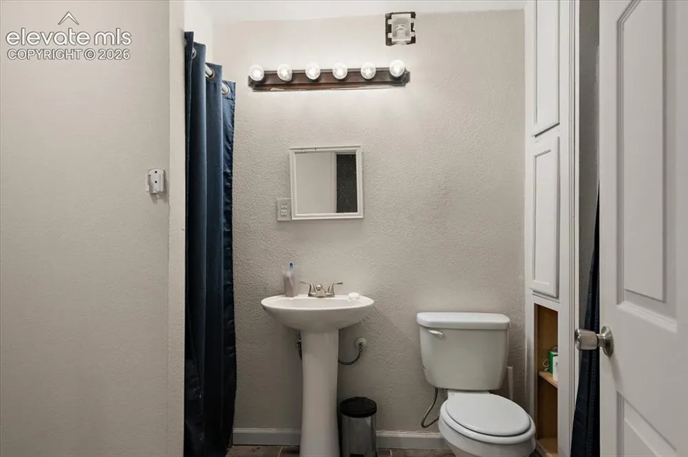 544 Raymont Drive Pueblo, CO 81007