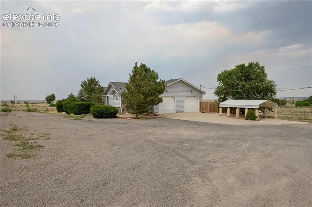 544 Raymont Drive Pueblo, CO 81007