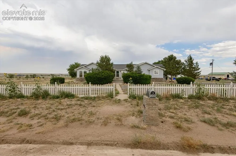 544 Raymont Drive Pueblo, CO 81007