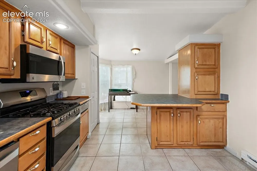 544 Raymont Drive Pueblo, CO 81007