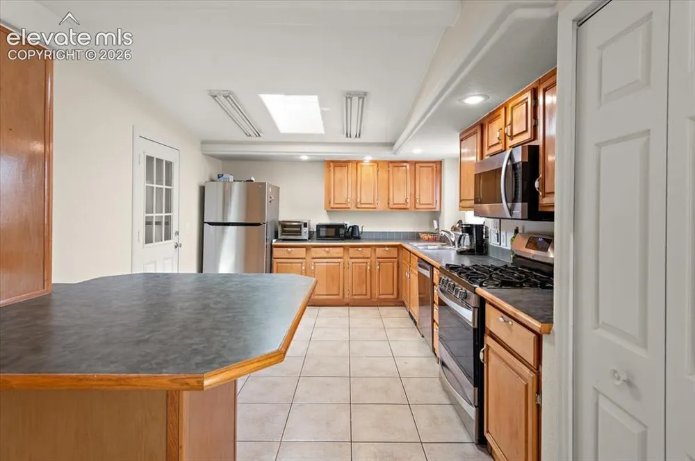 544 Raymont Drive Pueblo, CO 81007
