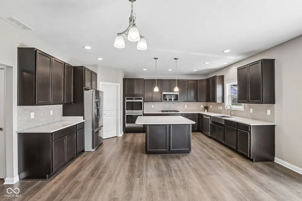 6077 Dugan Drive Whitestown, IN 46075