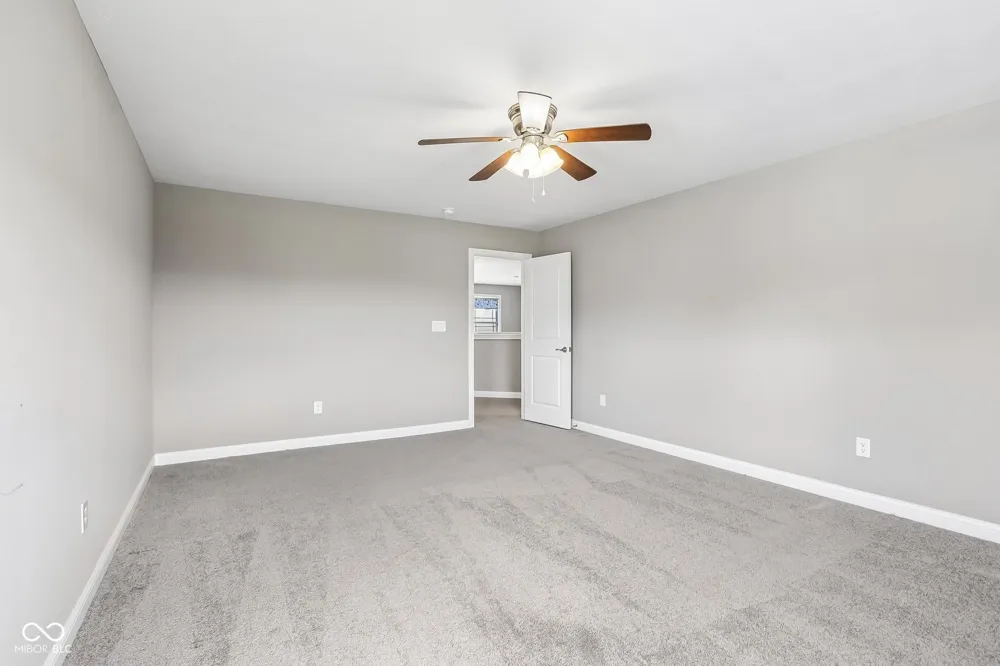 6077 Dugan Drive Whitestown, IN 46075