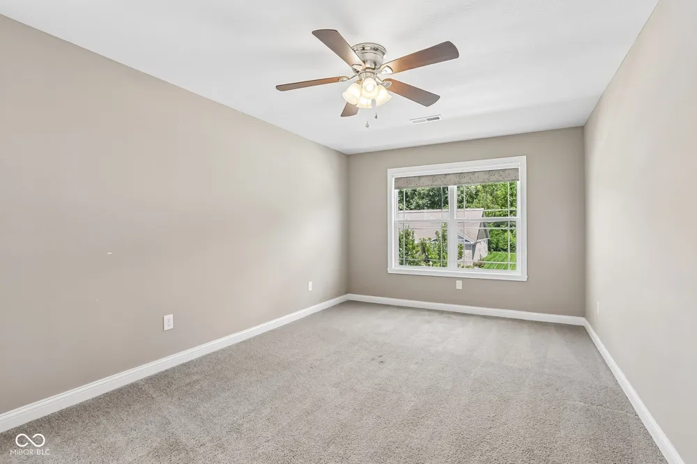 6077 Dugan Drive Whitestown, IN 46075