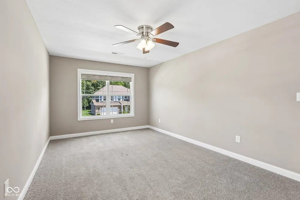 6077 Dugan Drive Whitestown, IN 46075