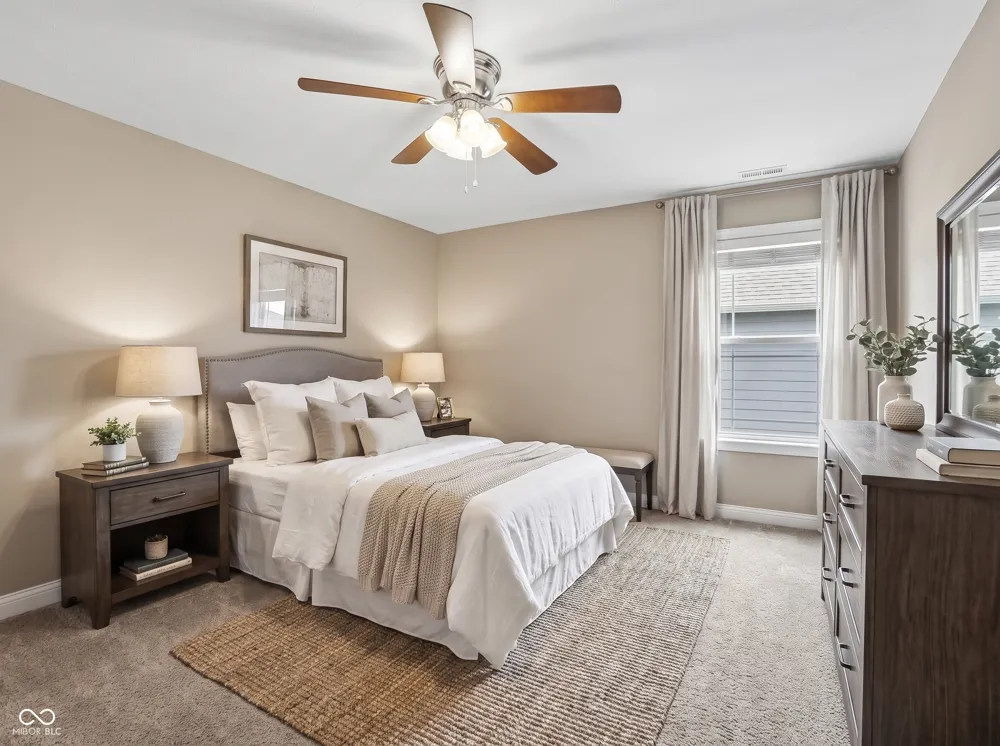 6077 Dugan Drive Whitestown, IN 46075