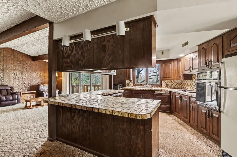 56585 Fairway Drive Paw Paw, MI 49079