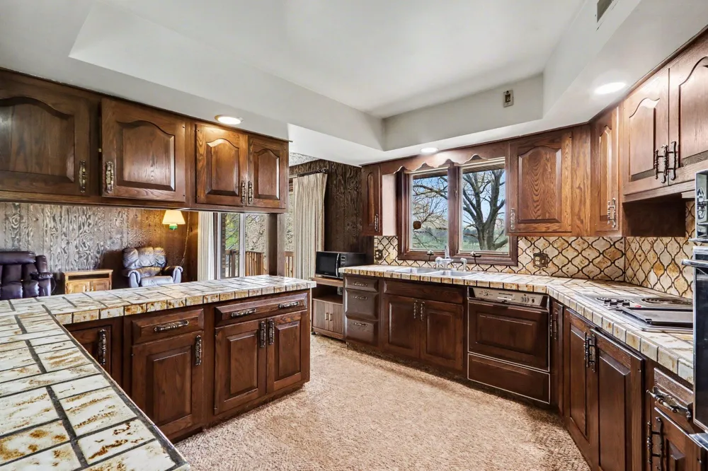 56585 Fairway Drive Paw Paw, MI 49079
