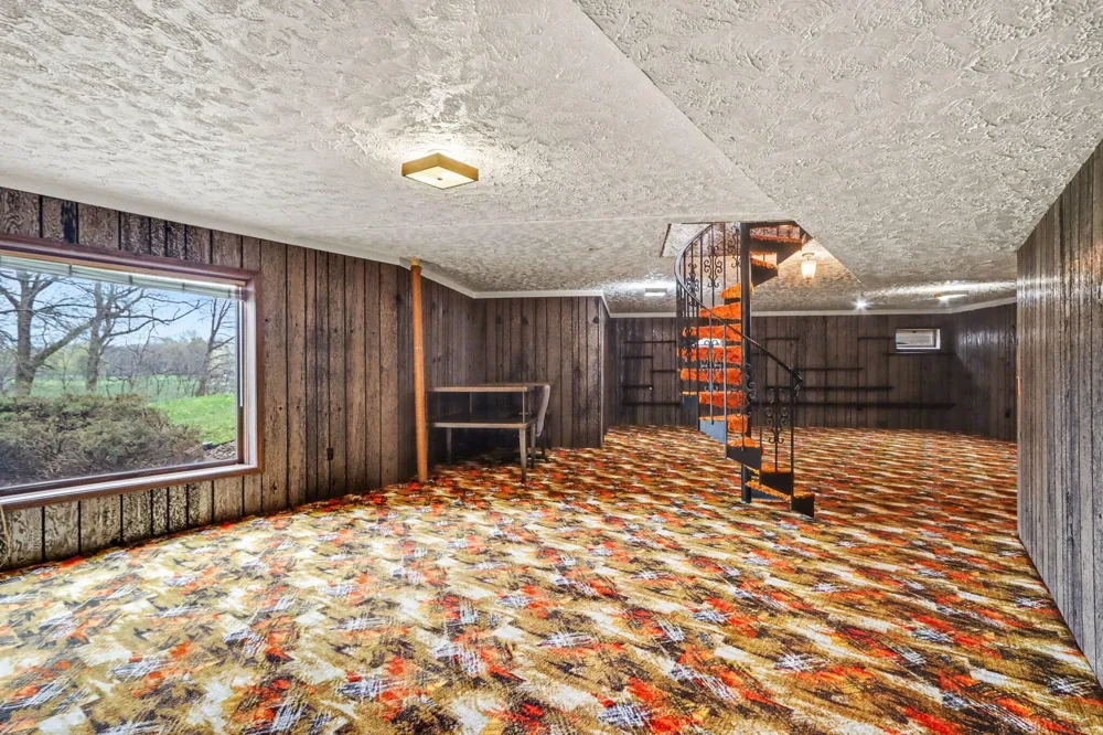 56585 Fairway Drive Paw Paw, MI 49079