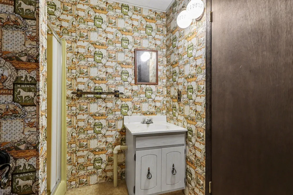 56585 Fairway Drive Paw Paw, MI 49079