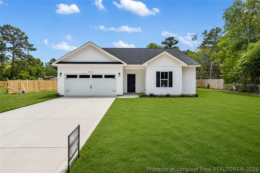 745 Porter Road Hope Mills, NC 28348