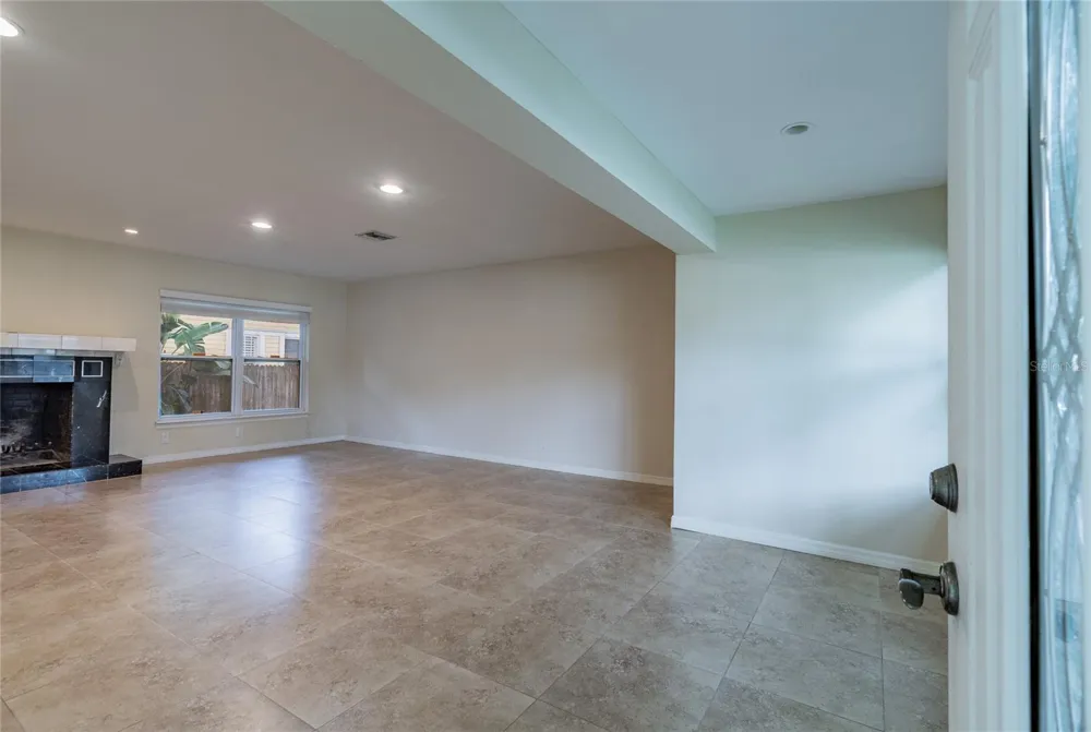 303 WILDWOOD WAY #A Clearwater, FL 33756