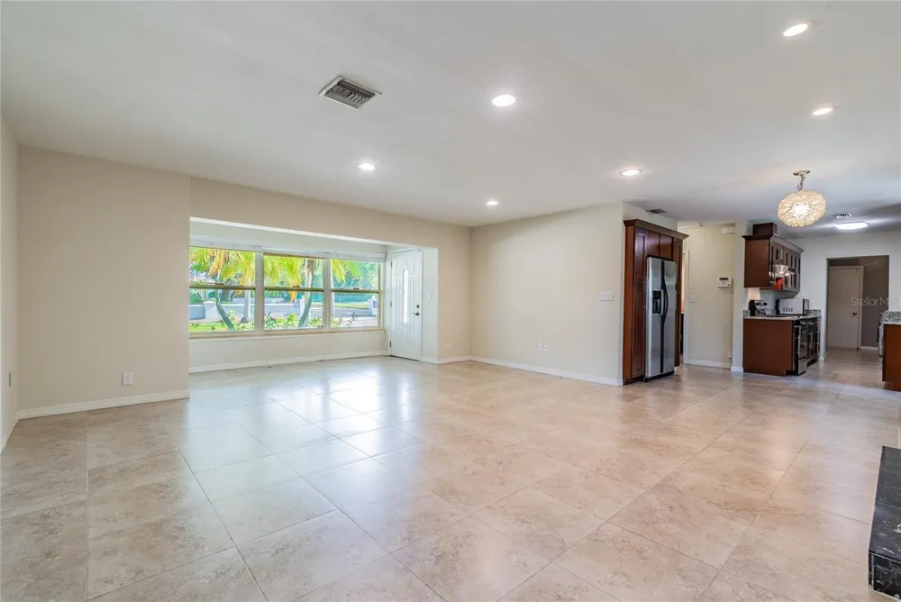303 WILDWOOD WAY #A Clearwater, FL 33756