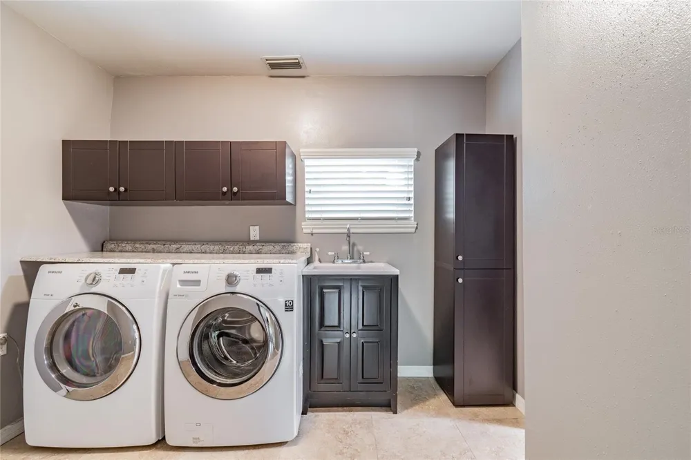 303 WILDWOOD WAY #A Clearwater, FL 33756