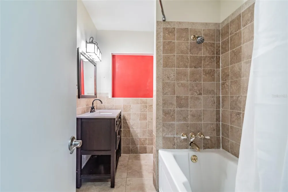 303 WILDWOOD WAY #A Clearwater, FL 33756