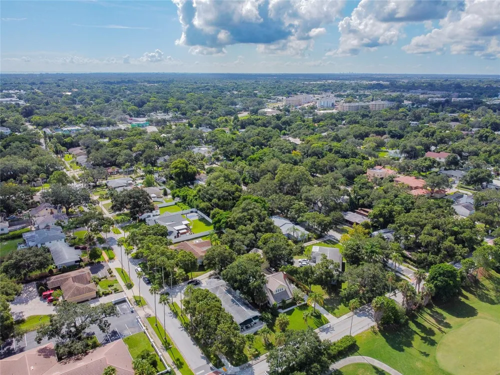 303 WILDWOOD WAY #A Clearwater, FL 33756