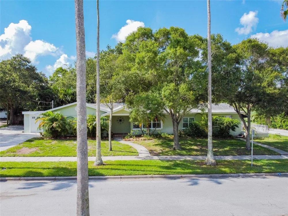 303 WILDWOOD WAY #A Clearwater, FL 33756