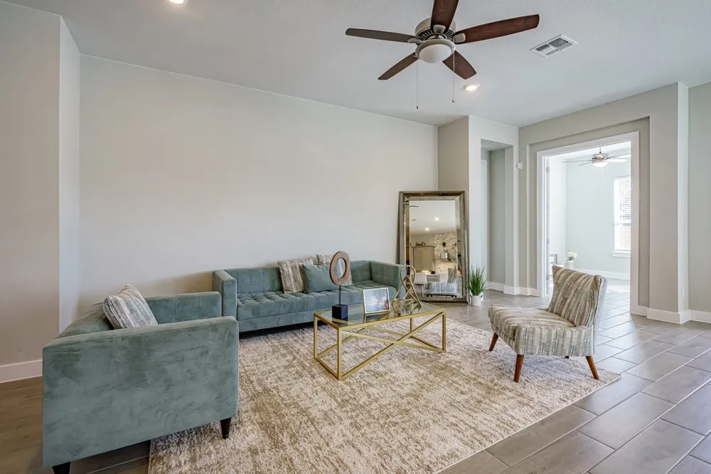 4627 Arques Avenue Round Rock, TX 78681