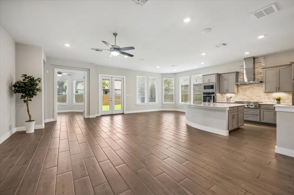 4627 Arques Avenue Round Rock, TX 78681