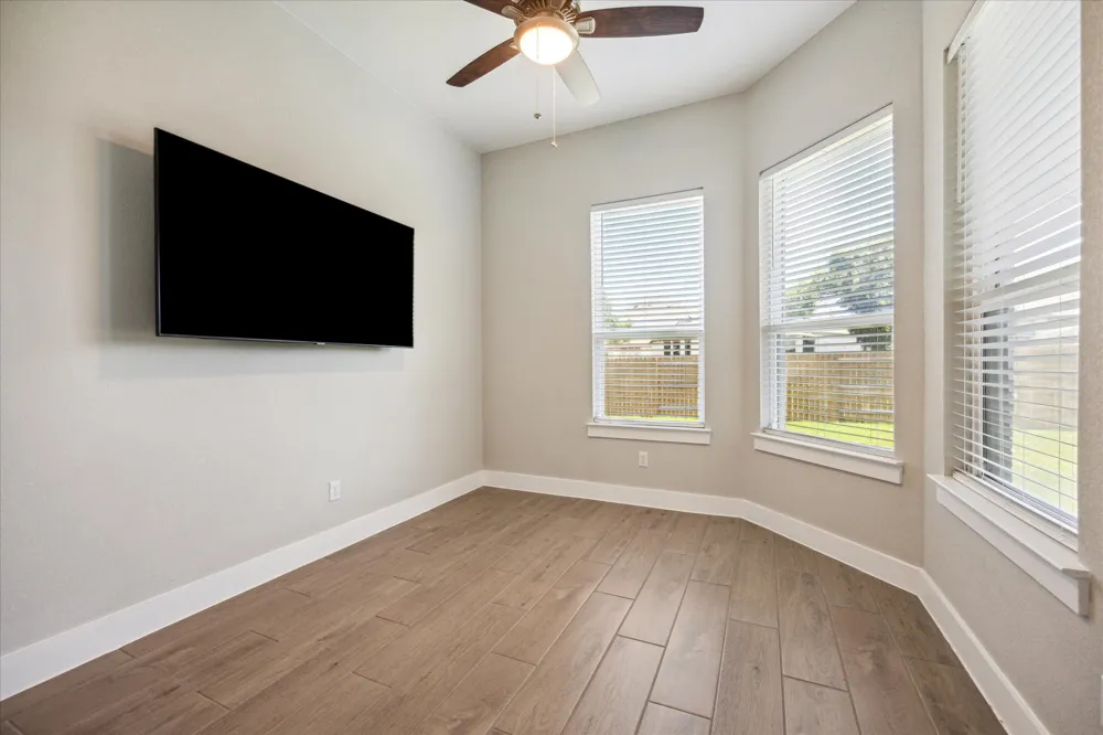 4627 Arques Avenue Round Rock, TX 78681