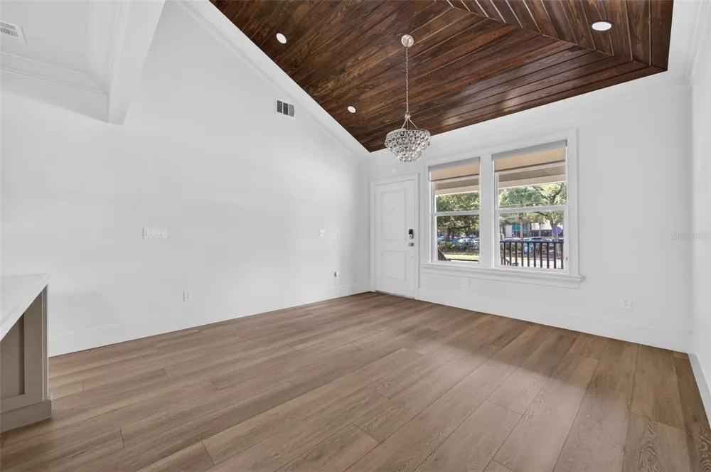 1225 E AMELIA STREET Orlando, FL 32803