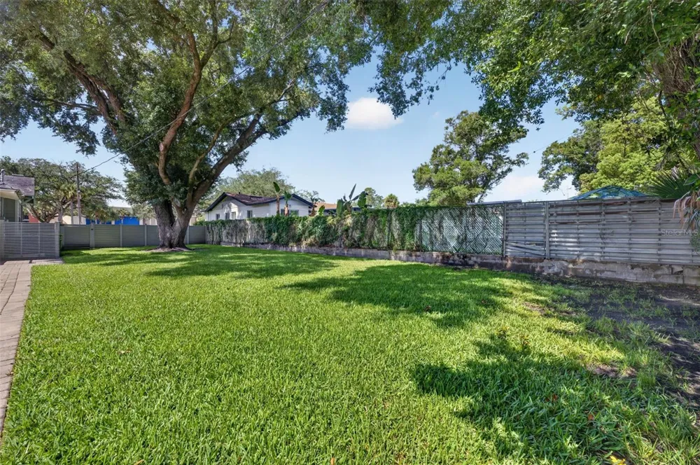 1225 E AMELIA STREET Orlando, FL 32803