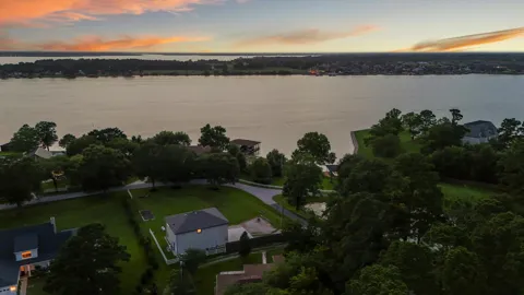 9239 Lake Conroe Drive