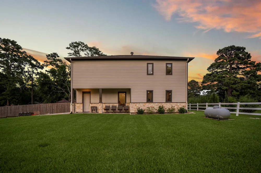 9239 Lake Conroe Drive Conroe, TX 77304