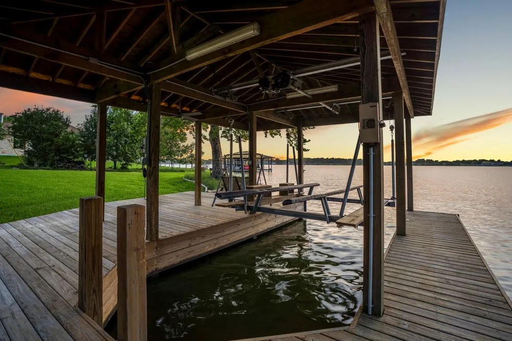 9239 Lake Conroe Drive Conroe, TX 77304