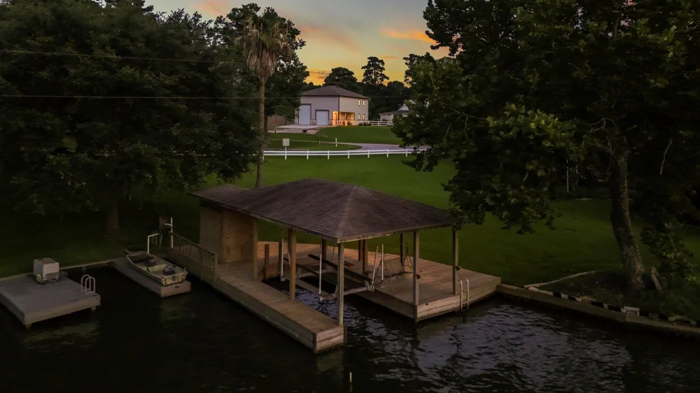 9239 Lake Conroe Drive Conroe, TX 77304