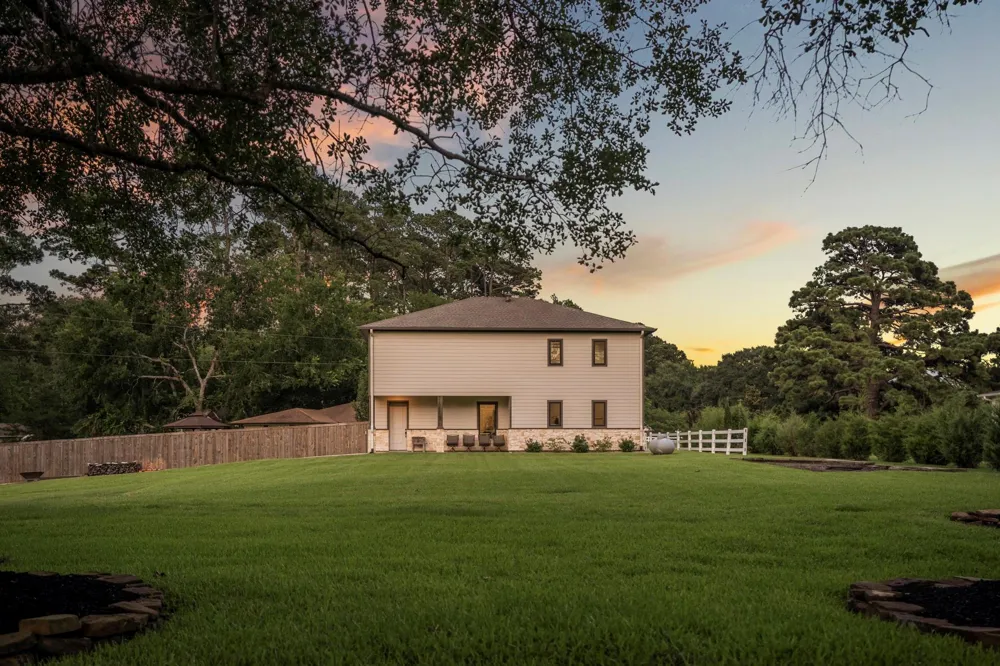 9239 Lake Conroe Drive Conroe, TX 77304
