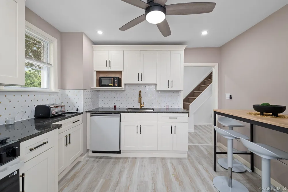 325 Newman Avenue Bronx, NY 10473