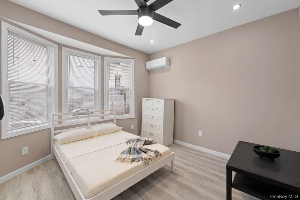 325 Newman Avenue Bronx, NY 10473