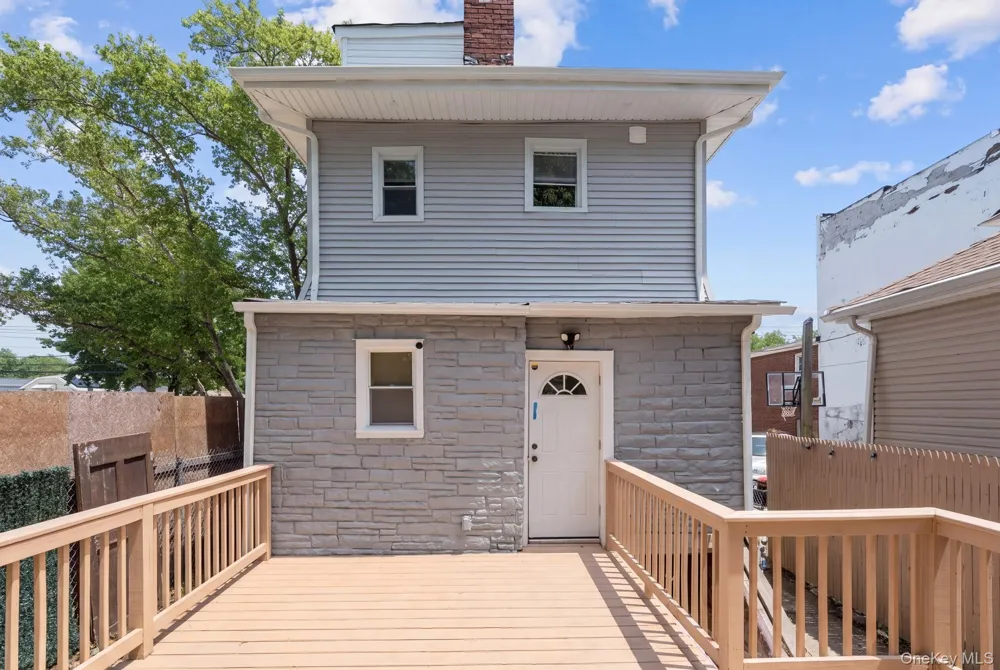 325 Newman Avenue Bronx, NY 10473