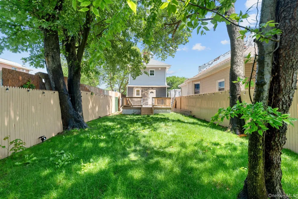 325 Newman Avenue Bronx, NY 10473