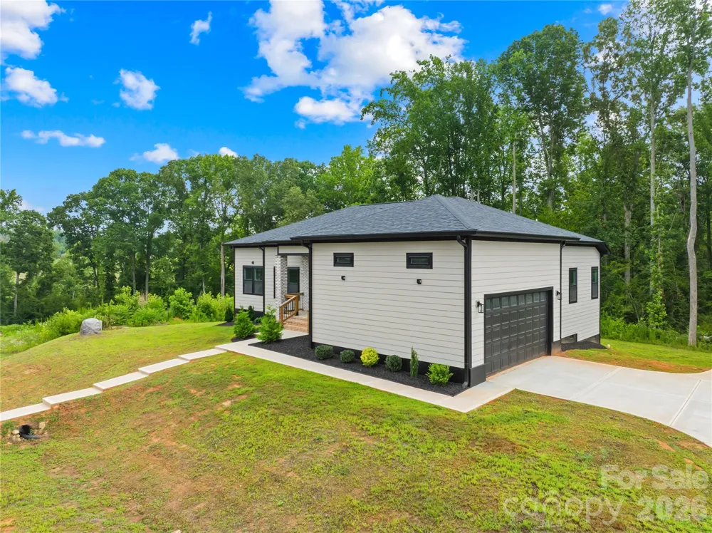 2004 Plain Field Drive Bessemer City, NC 28016