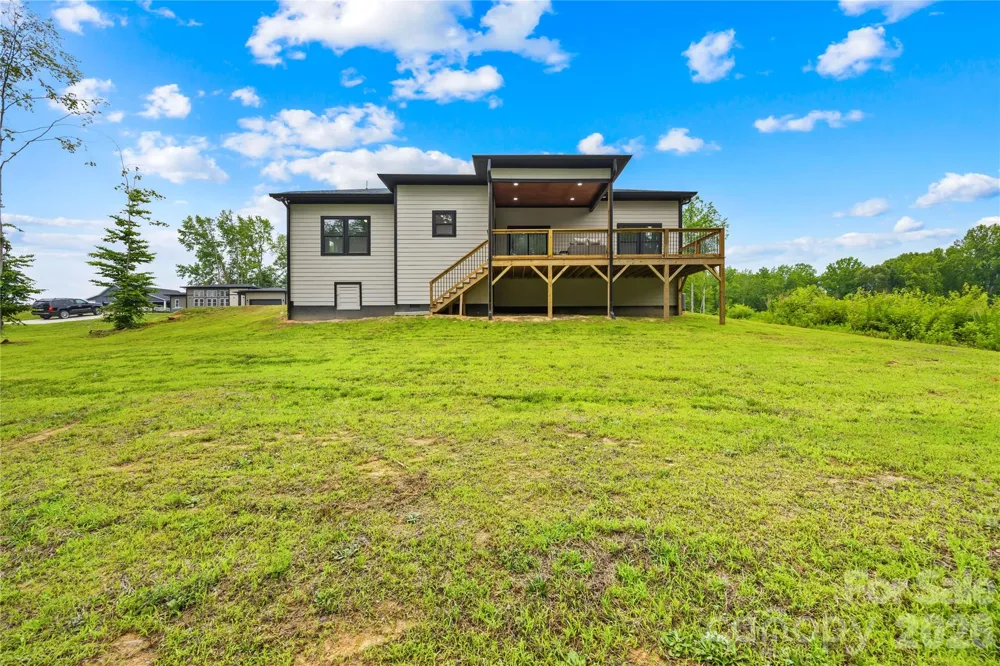 2004 Plain Field Drive Bessemer City, NC 28016