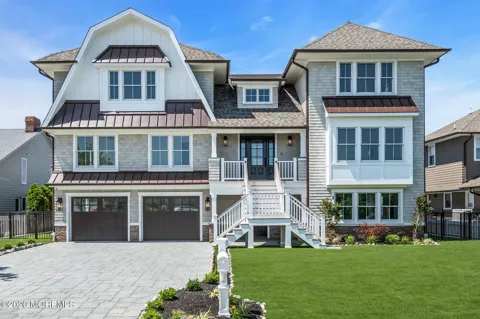 275 Curtis Point Drive