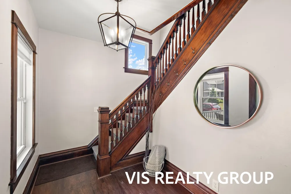 627 Fulton Avenue Grand Haven, MI 49417