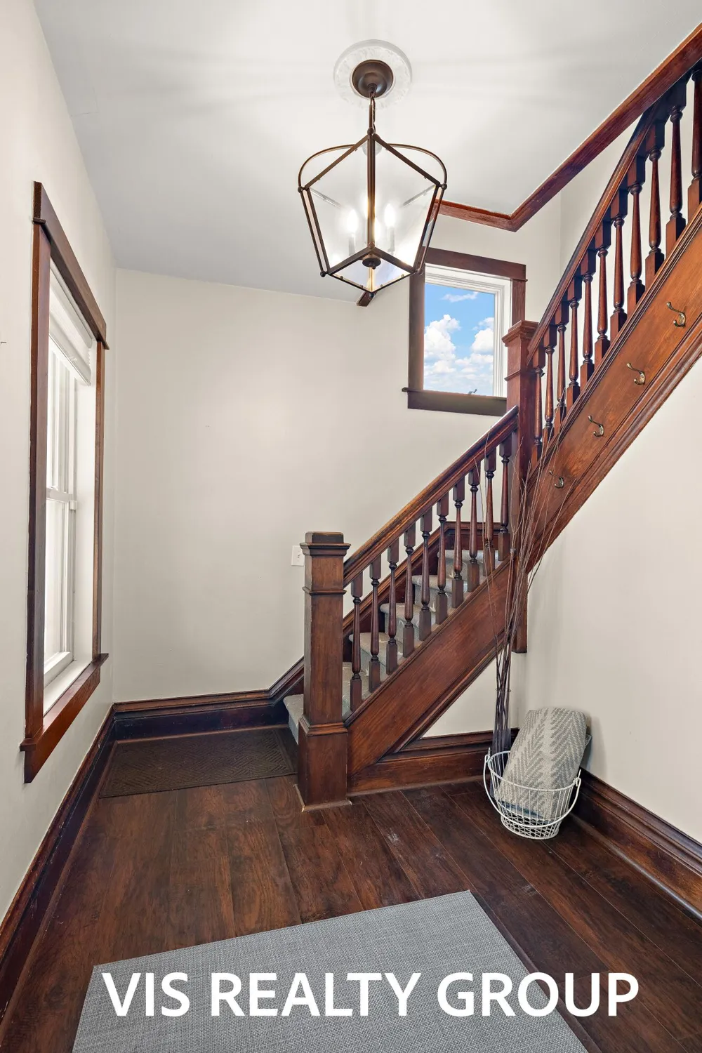 627 Fulton Avenue Grand Haven, MI 49417
