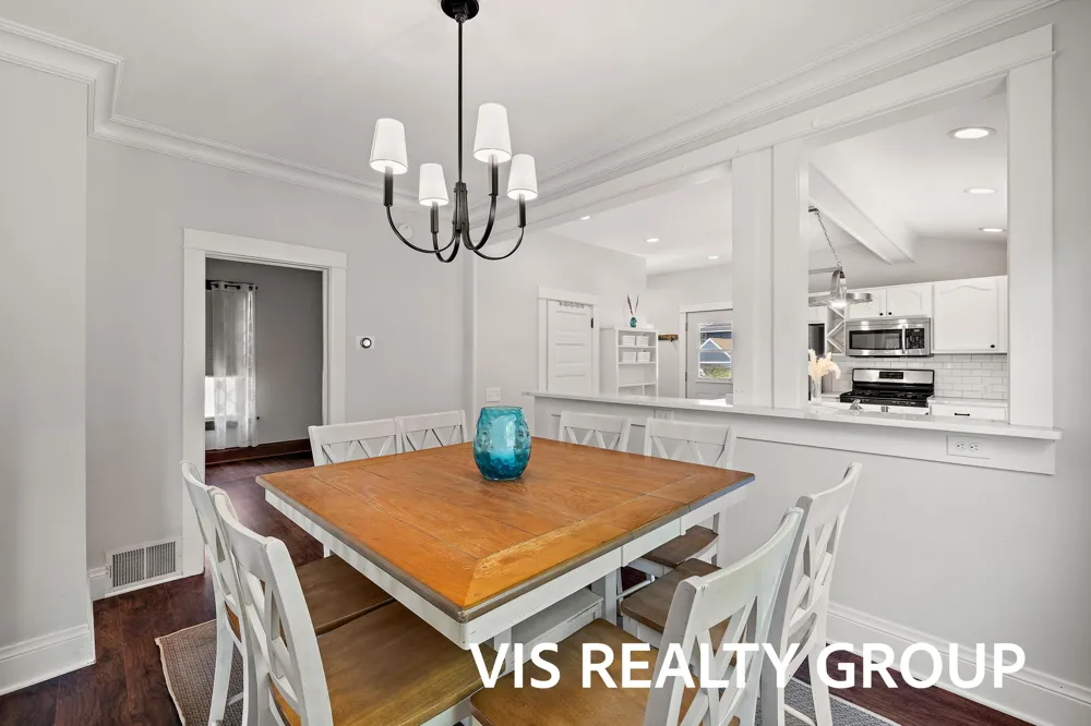 627 Fulton Avenue Grand Haven, MI 49417