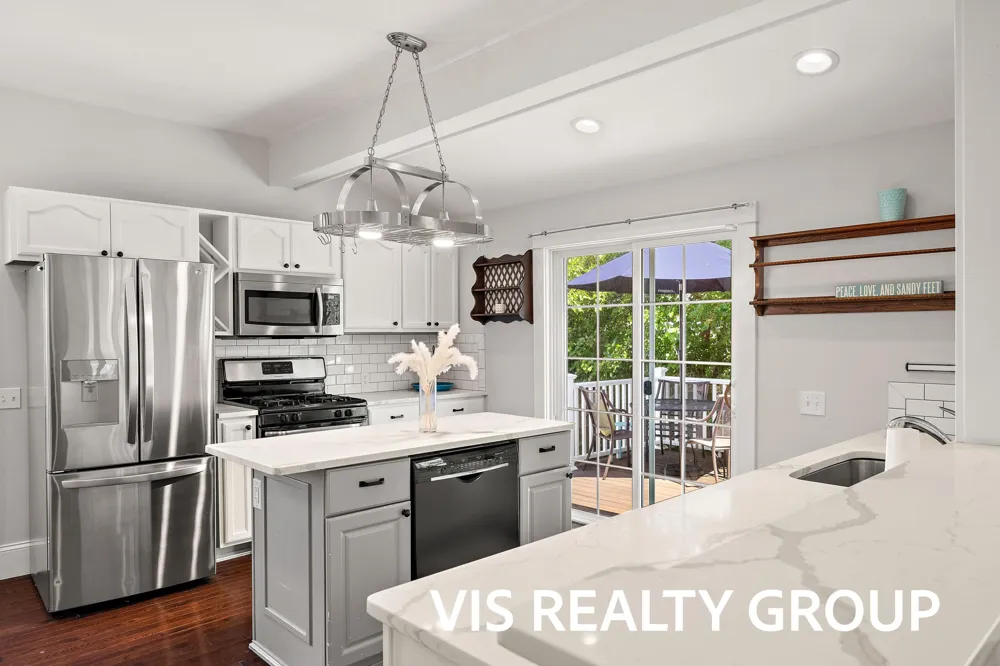 627 Fulton Avenue Grand Haven, MI 49417