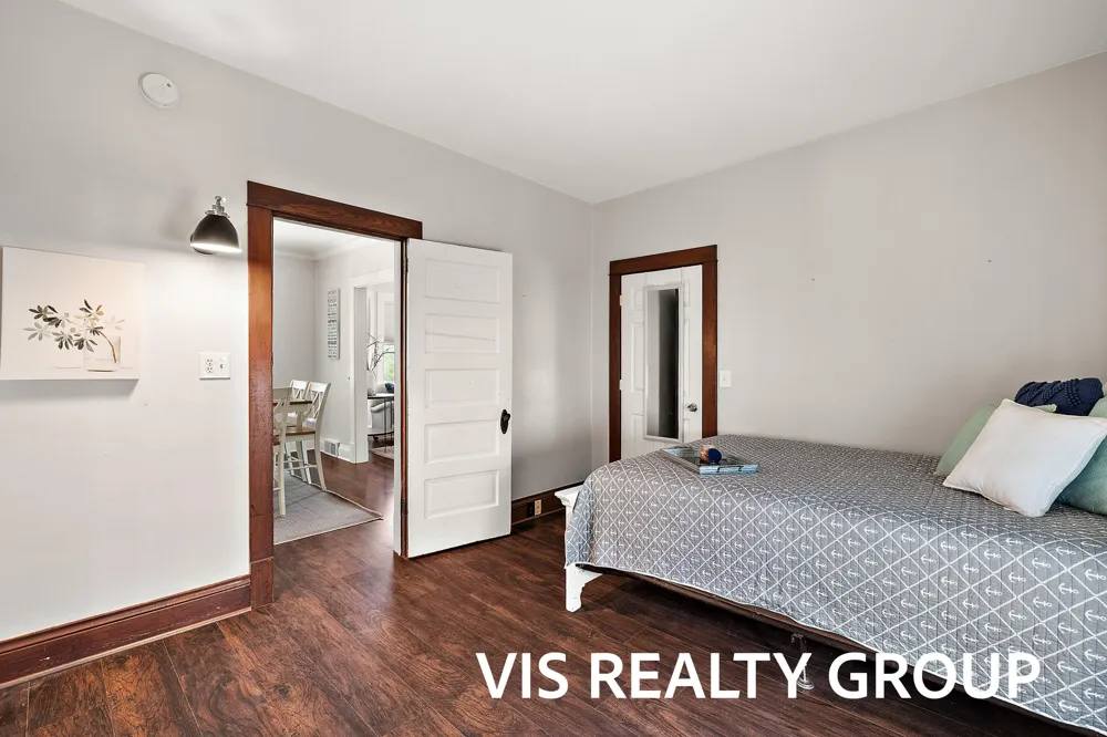 627 Fulton Avenue Grand Haven, MI 49417