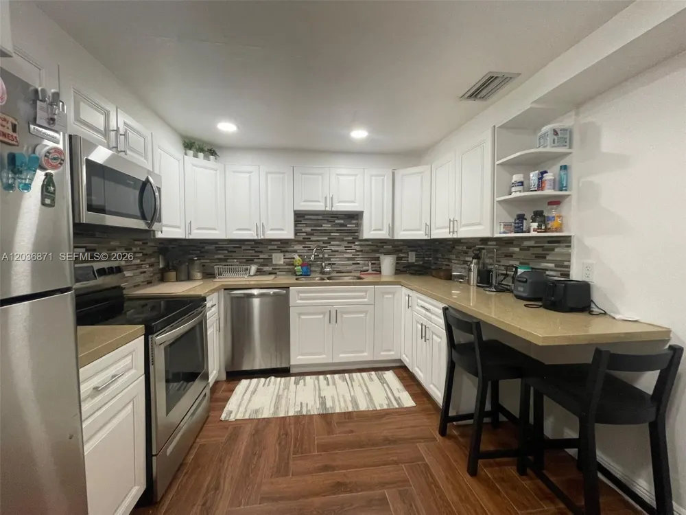 16300 Golf Club Rd #508 Weston, FL 33326