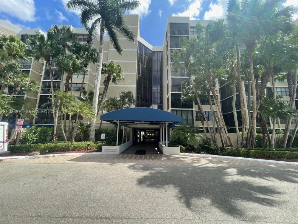 16300 Golf Club Rd #508 Weston, FL 33326