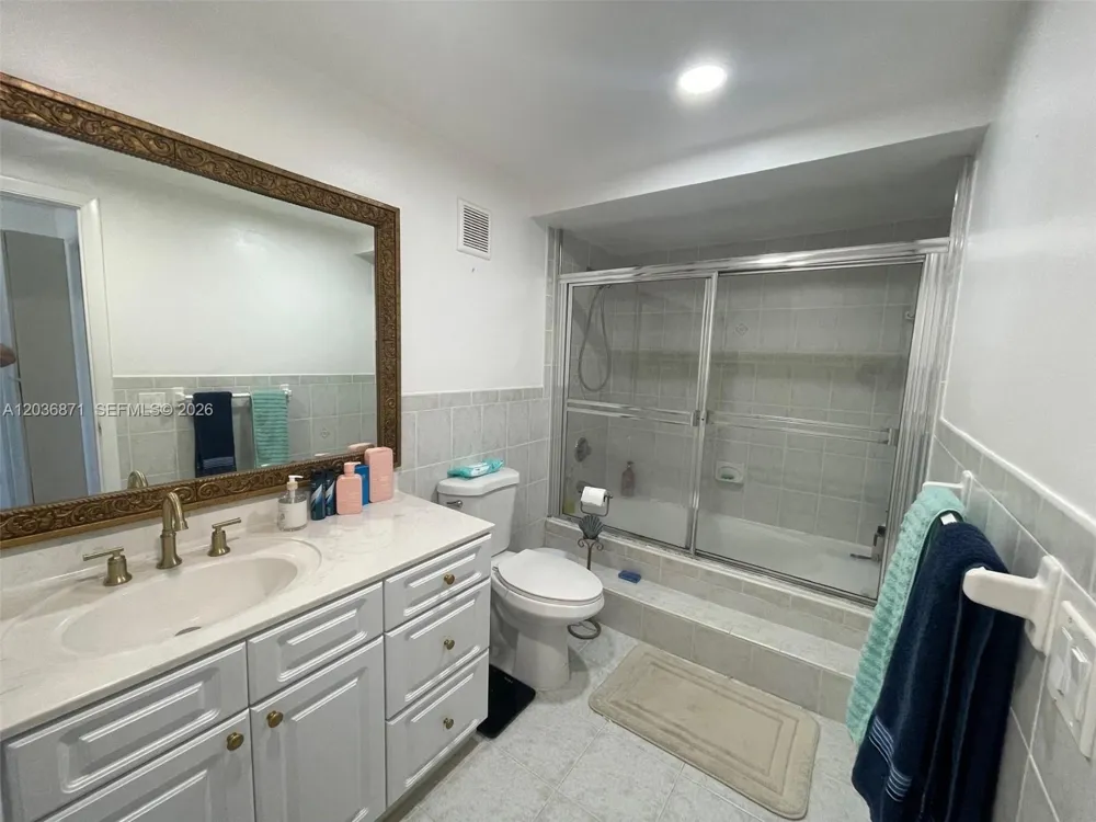 16300 Golf Club Rd #508 Weston, FL 33326