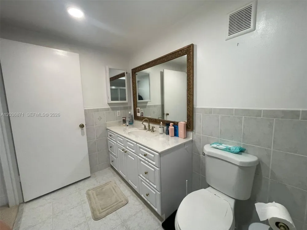 16300 Golf Club Rd #508 Weston, FL 33326
